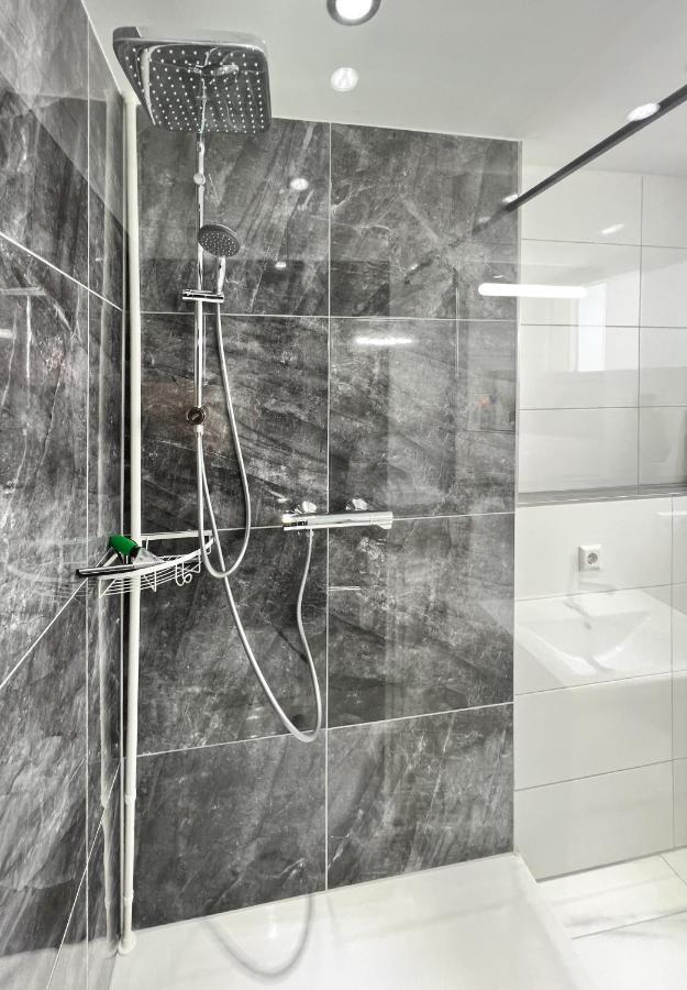 Modernes Apartment Mit Stil In City Lage Karlsruhe Exterior foto