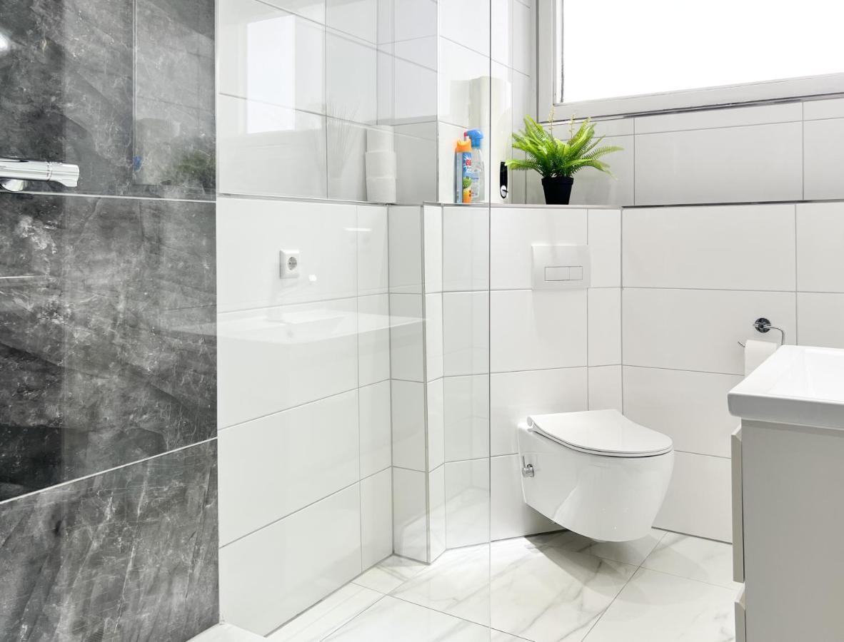 Modernes Apartment Mit Stil In City Lage Karlsruhe Exterior foto