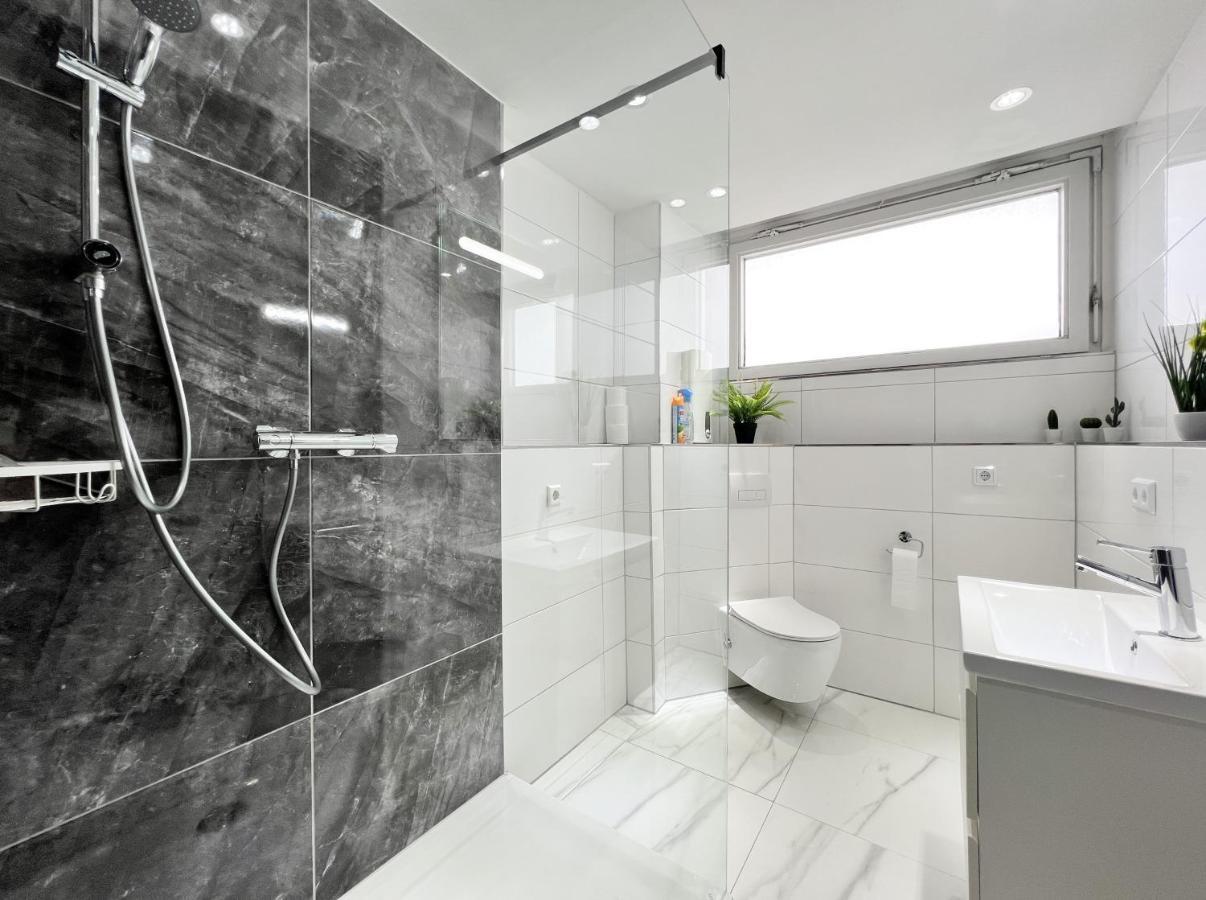 Modernes Apartment Mit Stil In City Lage Karlsruhe Exterior foto